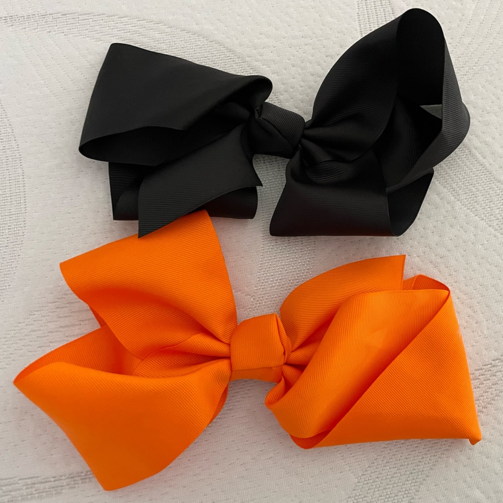 Huge hair bows!